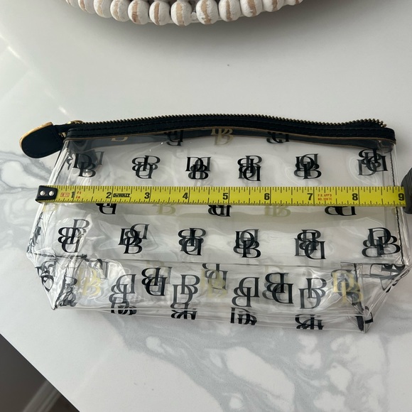 DOONEY & BOURKE SET - Picture 4 of 16